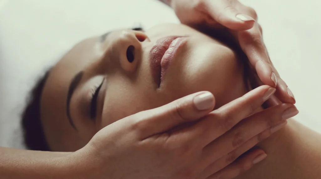 Masaż Kobido – Tajemnica Japońskiego Upiększania 3 Masaż Kobido – Tajemnica Japońskiego Upiększania